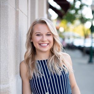 Meet your Posher, Mackenzie